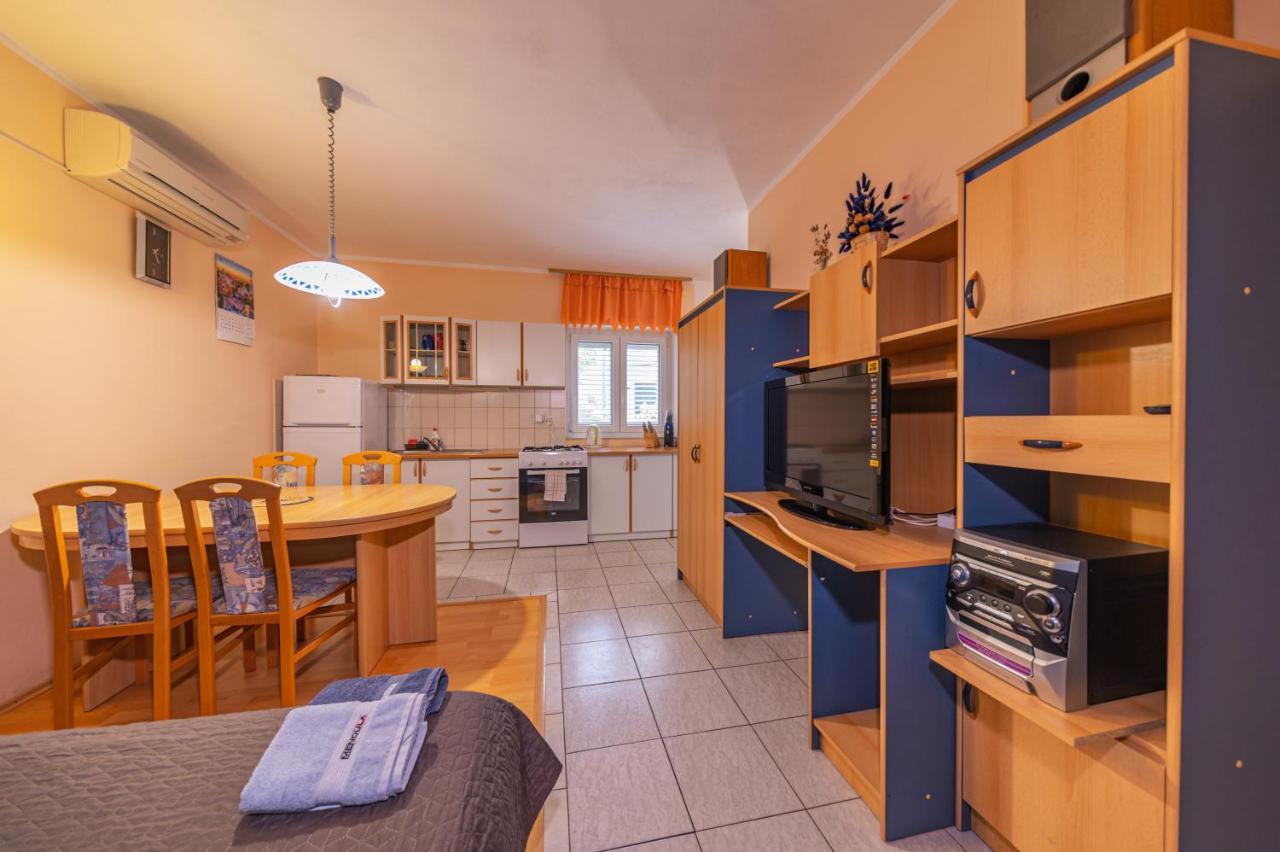 Apartmens Mendula Apartment Senj  Exterior foto